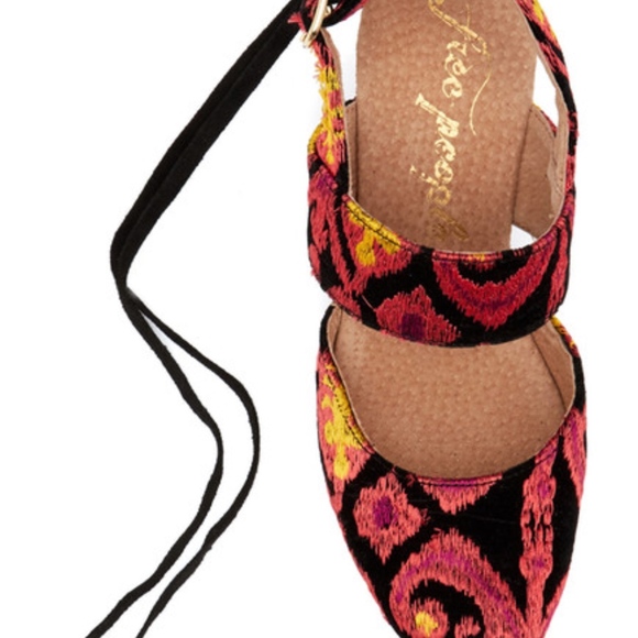 Free People Monaco Clog wooden embroidery sandal - Picture 4 of 4